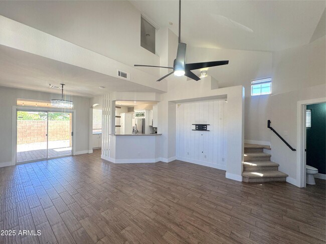 Building Photo - 9331 E Lompoc Ave