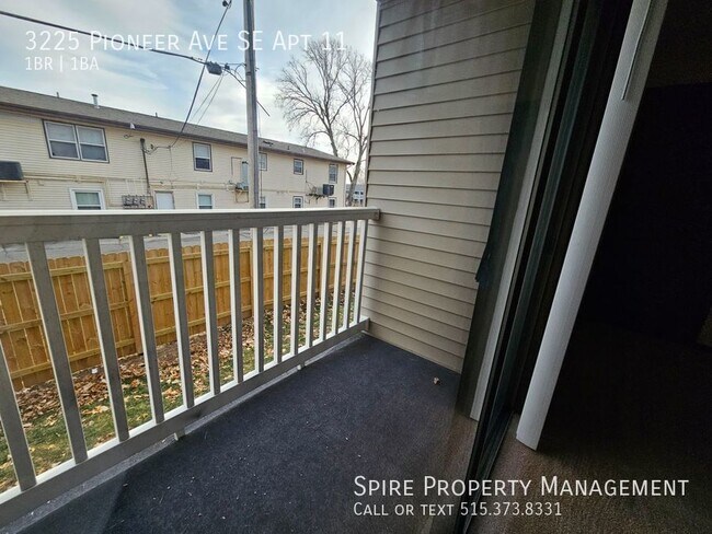 Building Photo - 1Bedroom. Great SE location near Mt. Verno...