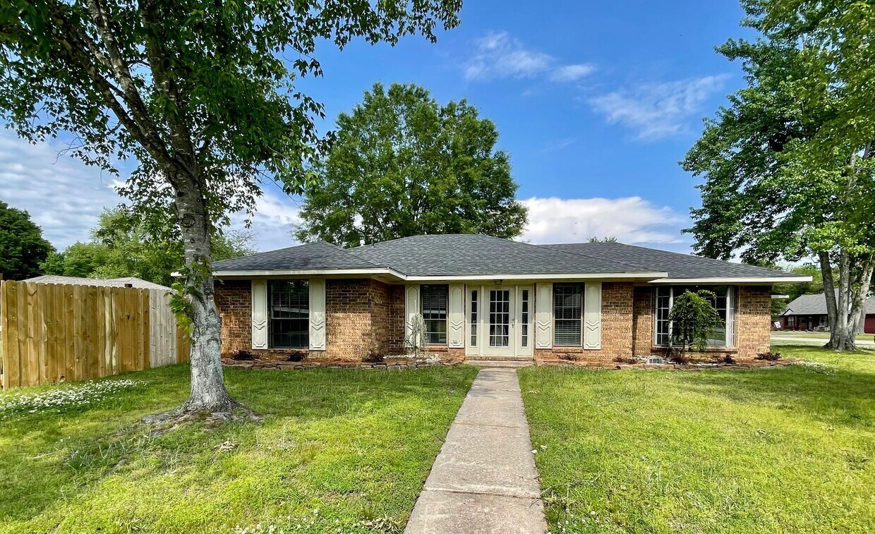 Primary Photo - Single Family Home with a POOL on the EAST...