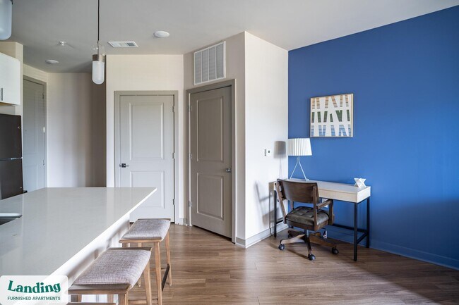 Foto del edificio - 1559 W 9 Mile Rd