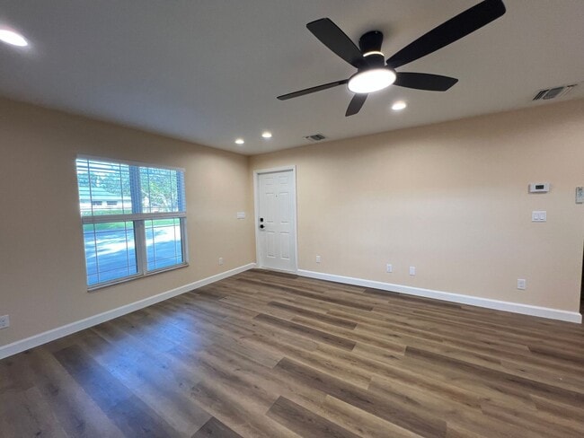 Photo - 2/2 Duplex / New Construction House