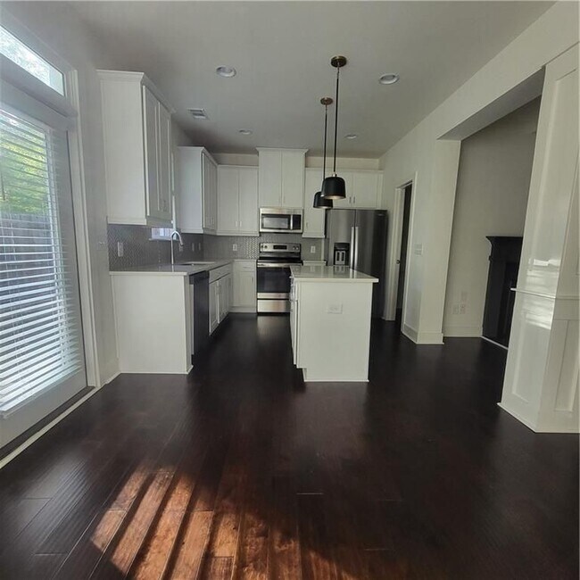 Foto del edificio - 221 Auburn Valley Wy