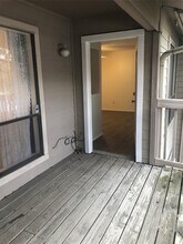 Building Photo - 9531 Pagewood Ln