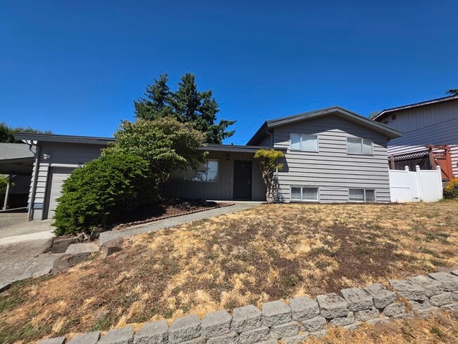 Building Photo - 6114 S 126th Pl