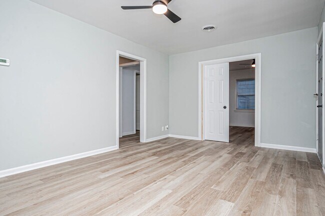 Building Photo - Please View 3D Virtual Walk-Through Before...