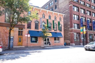Building Photo - 209 W Ohio St