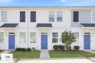 Building Photo - 120 Vly Crk Dr