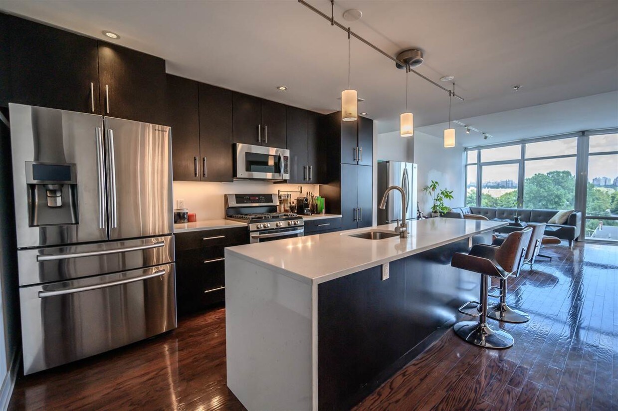 Foto principal - 100 Thompson Ln