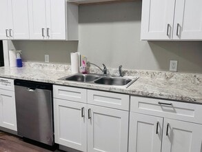 Building Photo - 1737 Madison St