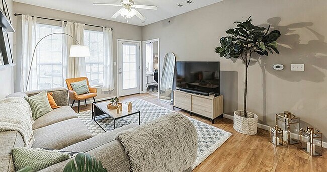 Building Photo - Hill Place