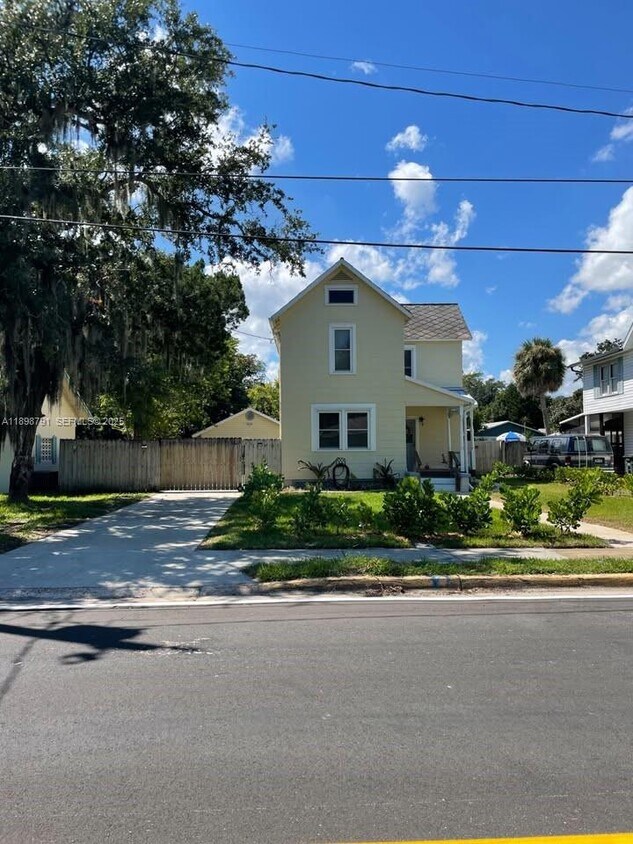 Primary Photo - 830 S Beach St