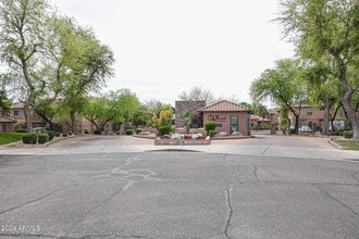 Building Photo - 20660 N 40th St