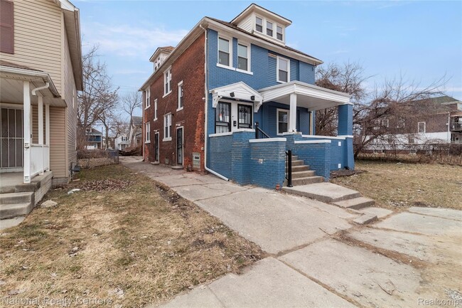 Building Photo - 767 Navahoe St