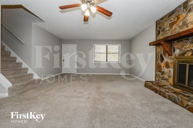 Building Photo - 120 Windsong Ct