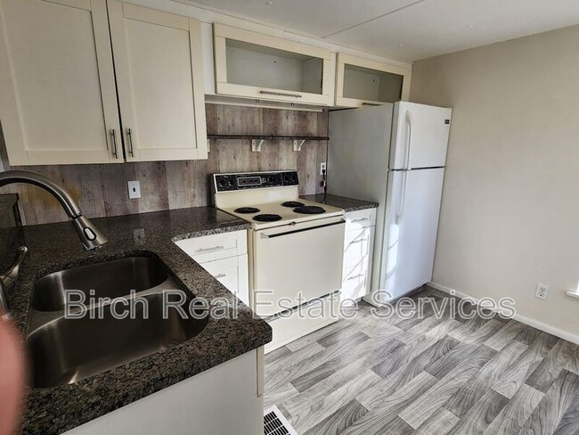 Foto del edificio - 7211 Lofty Dr