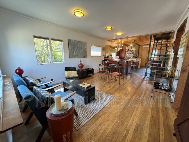 Foto del edificio - 5407 NE 33rd Ave