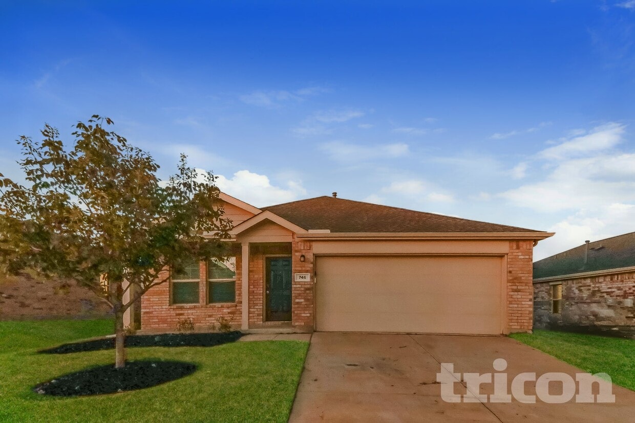 Foto principal - 746 Bayonet St