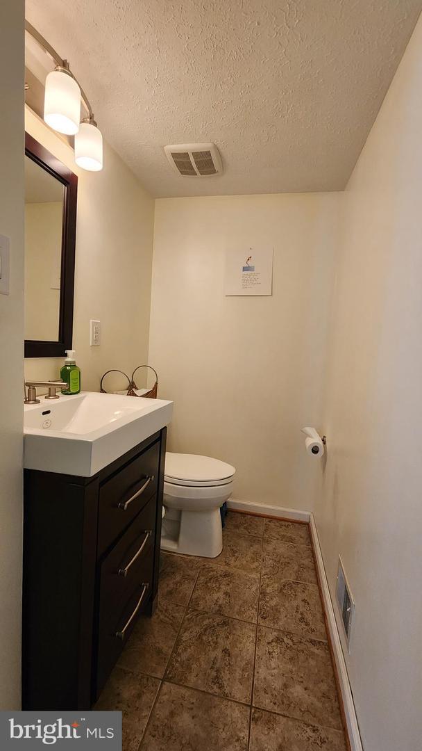 Building Photo - 11126 Captain's Walk Ct