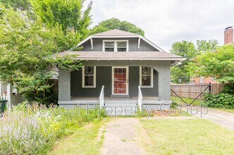 Building Photo - 2004 Walker Ave