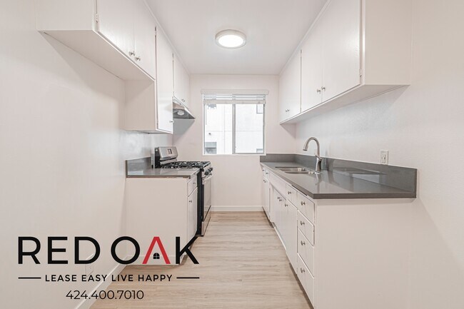 Foto del edificio - 12737 Moorpark St