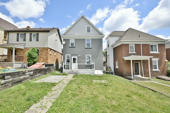 Building Photo - 1508 Berkshire Ave
