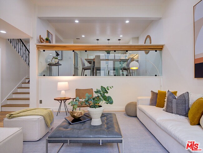 Foto del edificio - 4746 La Villa Marina