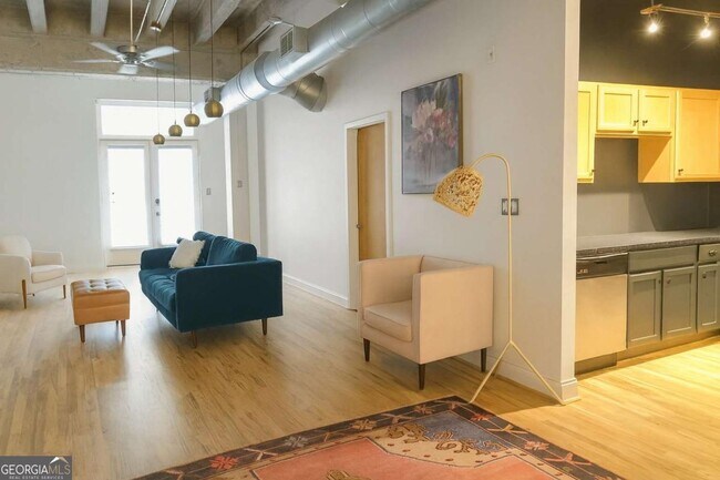 Foto del edificio - 1806 Liberty Ln
