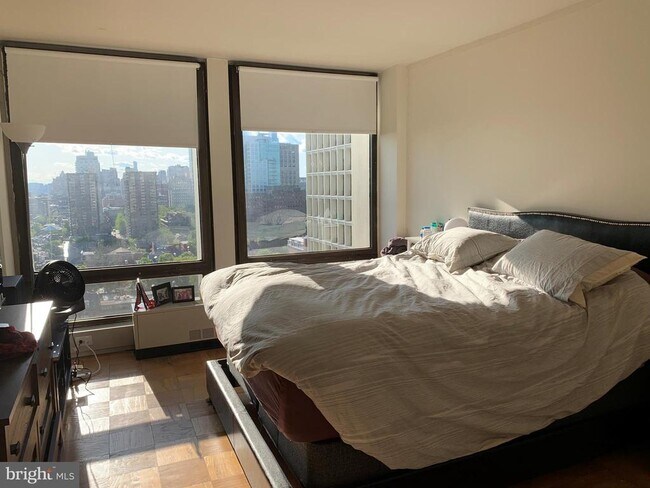 Foto del edificio - 220 Locust St