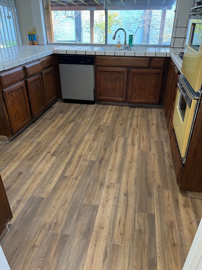 Foto del edificio - 3164 Brandywine Dr