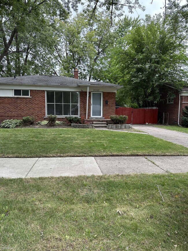 Foto del edificio - 3 br, 1 bath House - 21769 Logue Ave 21769...