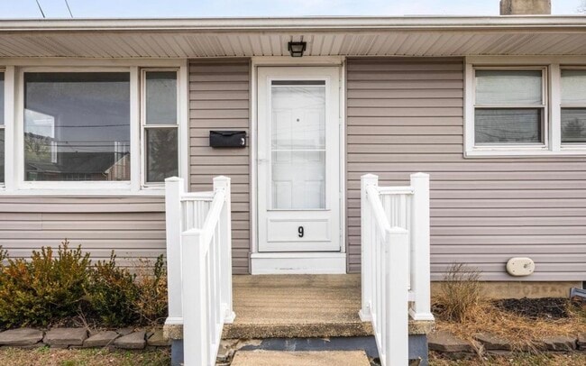 Building Photo - 9 Easlick Ave