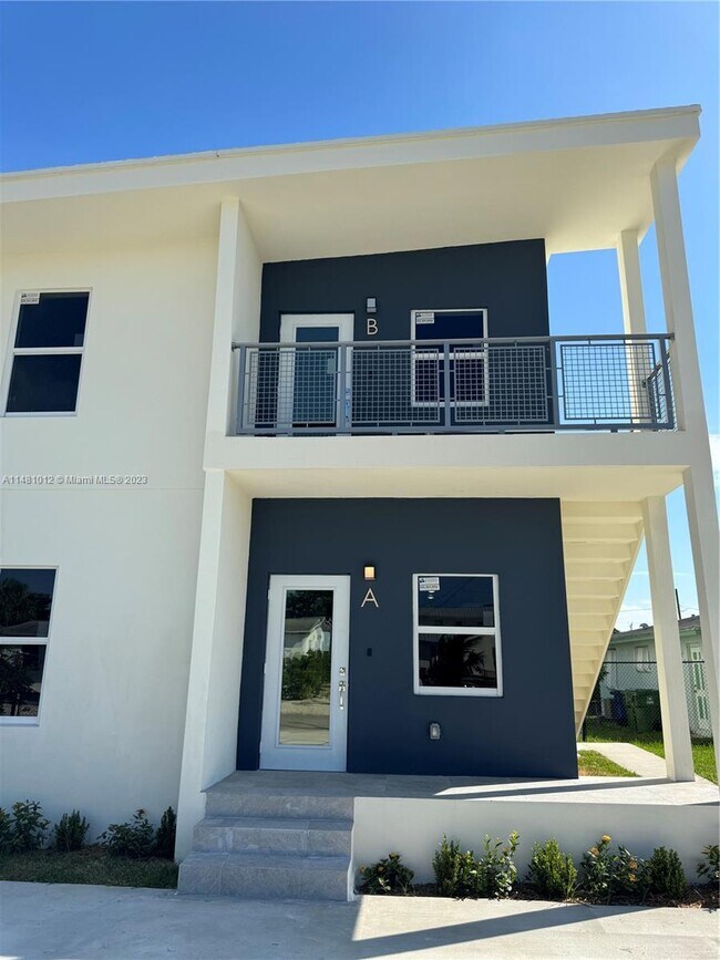 Foto del edificio - 526 NW 6th St