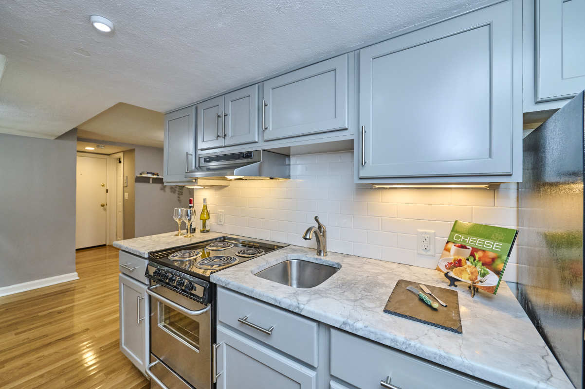 Foto principal - 57 West Cedar St