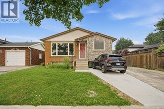 Building Photo - 442 Greenhill Ave