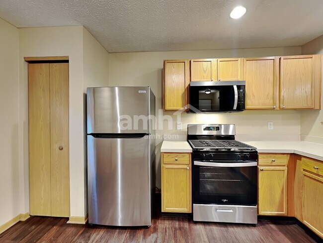 Foto del edificio - 7525 Hemrich Dr