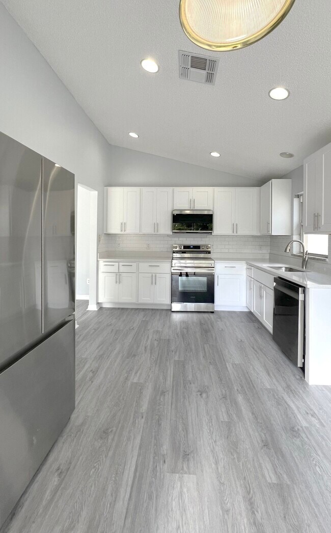 Foto del edificio - 3668 Becontree Pl
