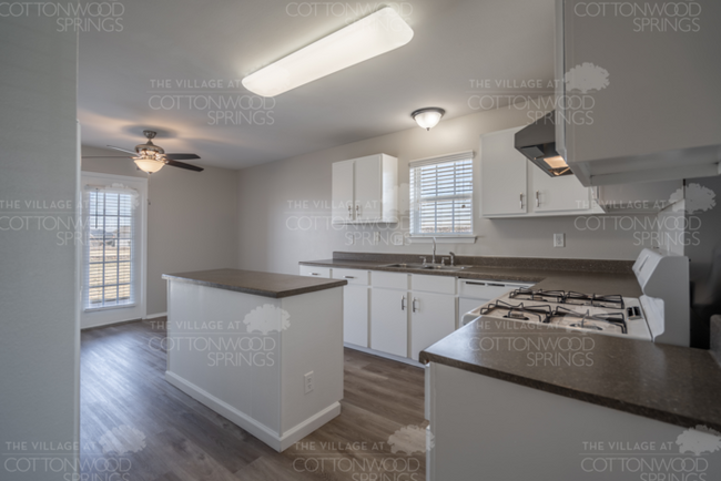 Building Photo - 4644 Loma Del Rey Cir