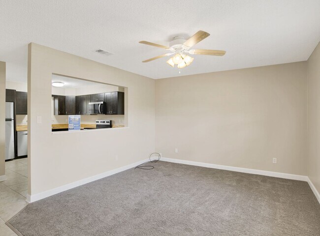 Foto del edificio - Beautifully Renovated Duplex with Private ...