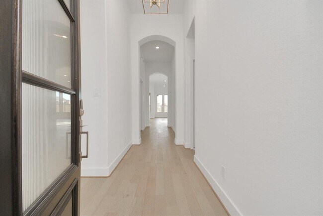 Building Photo - 3207 Caney Dr