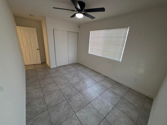 Foto del edificio - 4159 44th St