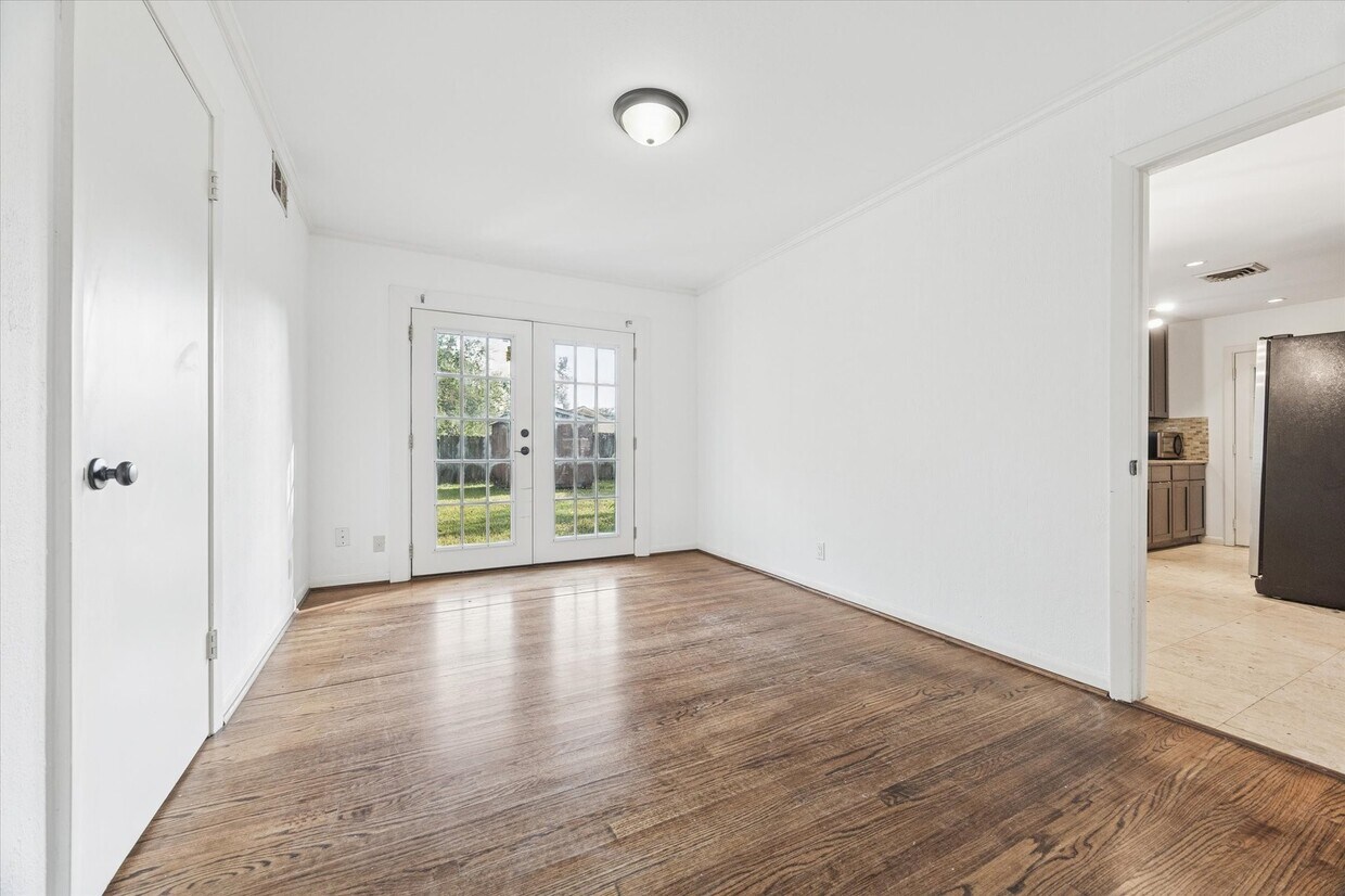 Building Photo - 4913 Nina Lee Ln