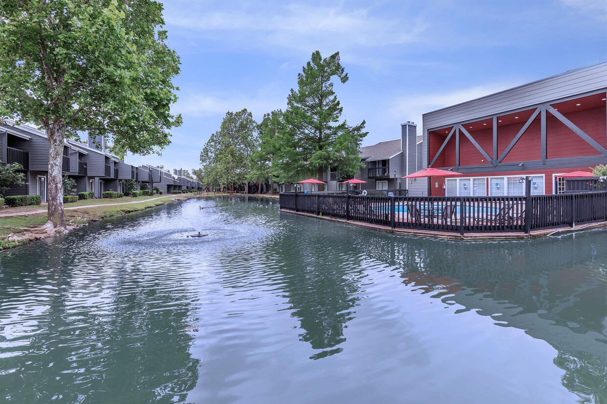 Primary Photo - The View @ Riverside Apartments