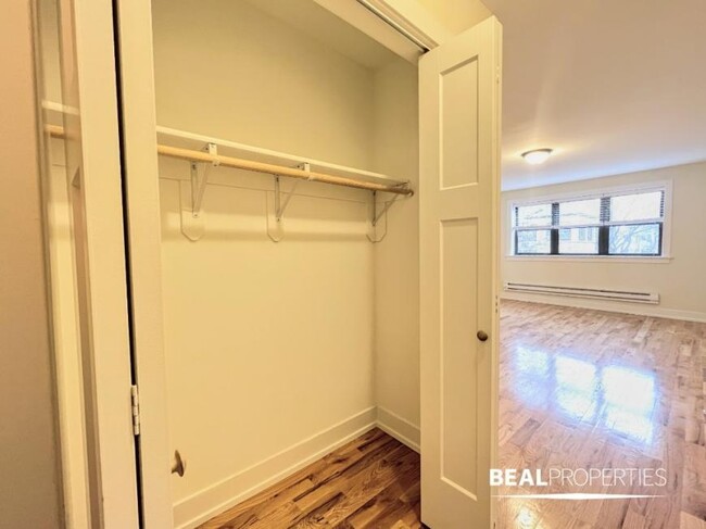 Foto del edificio - 1 bedroom in CHICAGO IL 60614