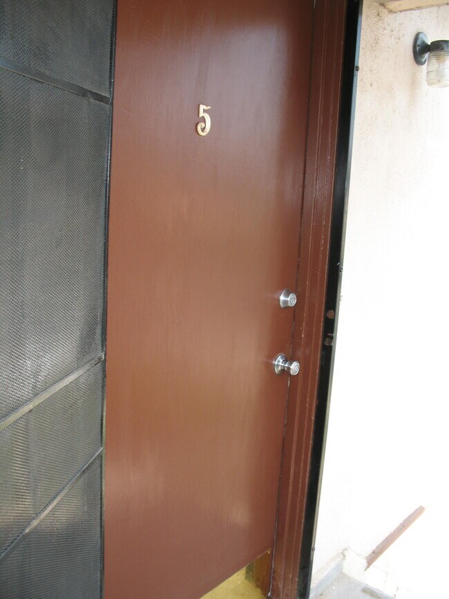 Entry door - 4345 Berryman Ave