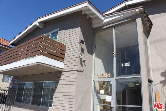 Building Photo - 6538 Sepulveda Blvd