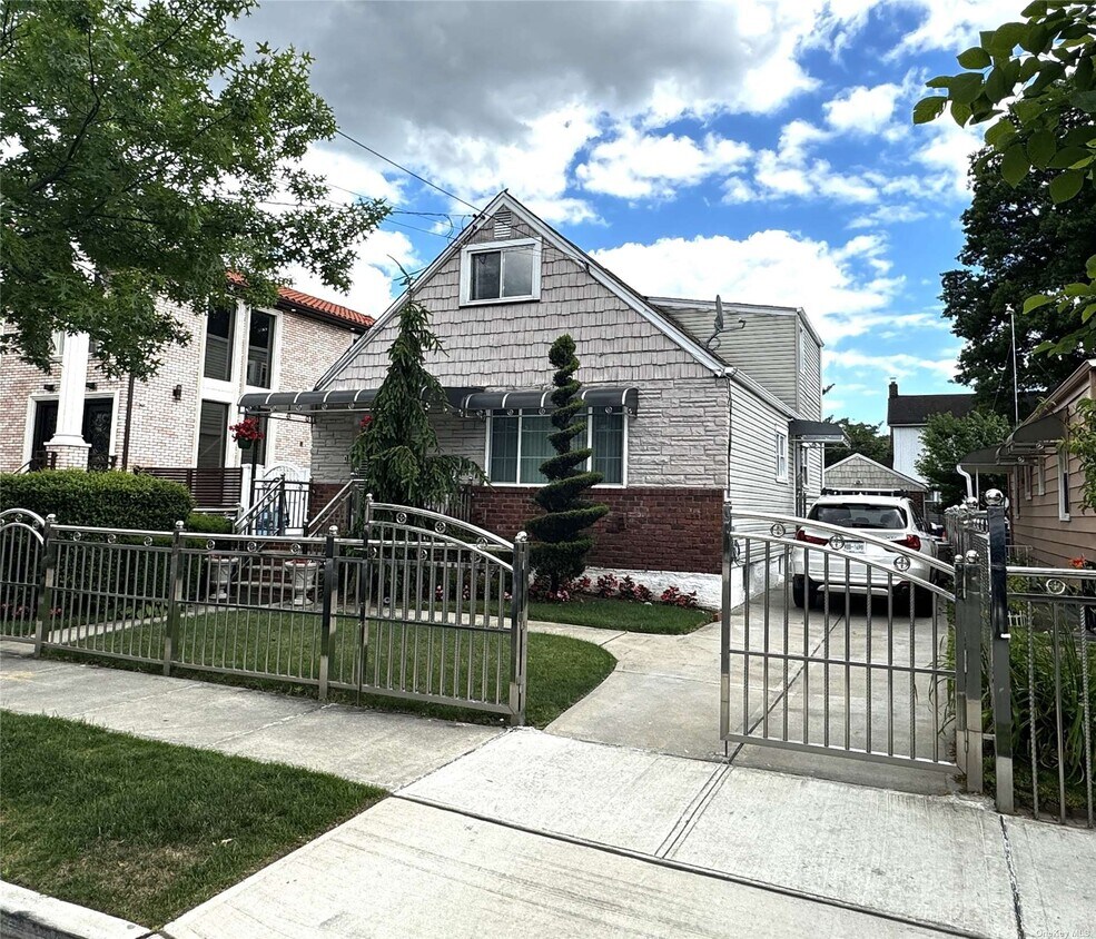 Foto principal - 155-8 134th Ave