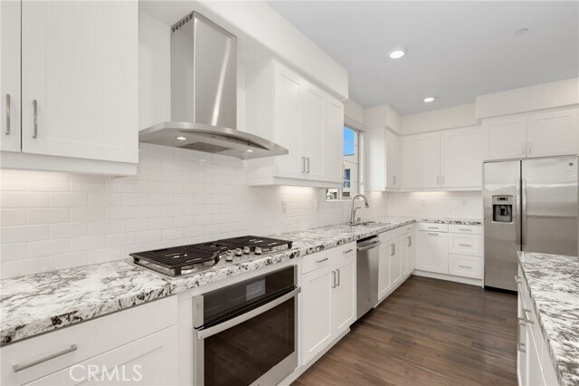 Building Photo - 175 Cadence