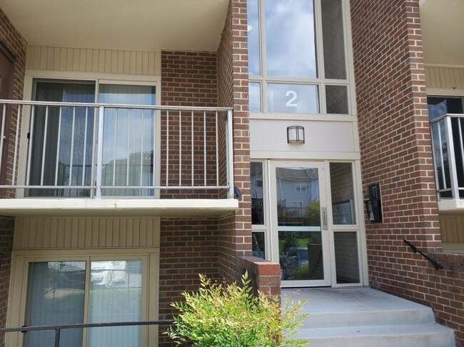 Building Photo - Cozy Condo in Gwynn Oak!!