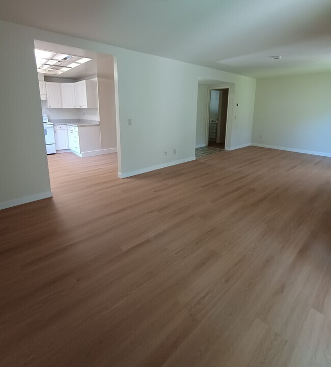Sala de estar - 360 Richfield Dr