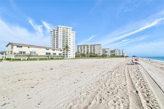 Foto del edificio - 5450 N Ocean Blvd